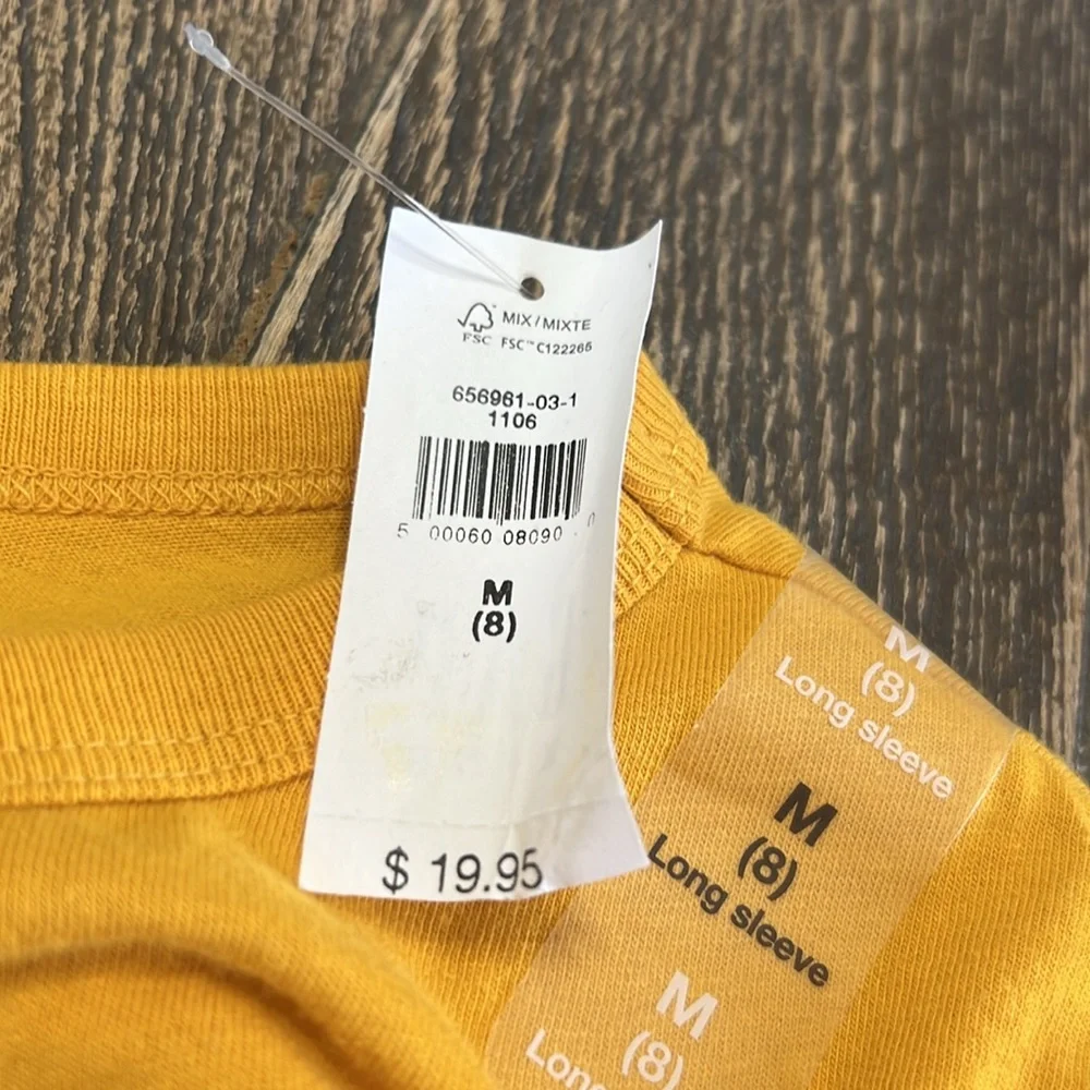 Gap kids universe, Explorer, yellow, long sleeve tee size medium (8)‎